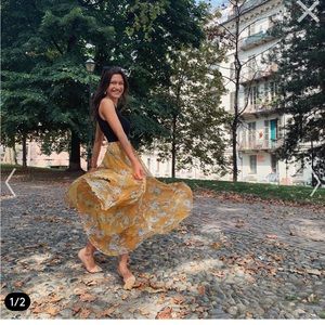 Chicwish Flower Season Chiffon Maxi Skirt in yellow medium excellent condition